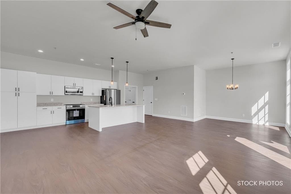 2 bedroom, 2 bathroom, 1,350 sq ft townhouse for rent at 1058 Homestead Way Street, Dacula, GA 30019 for $2,500 a month — photo 6