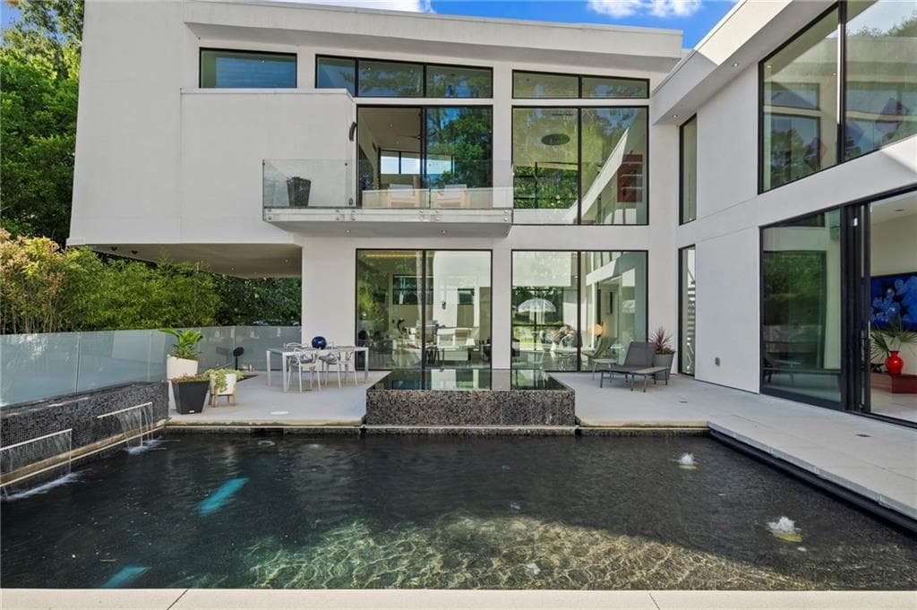 6 bedroom, 5 bathroom, 6,535 sq ft single family residence for sale at 937 Berkshire Road, Atlanta, GA 30324 — photo 7