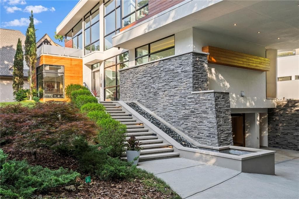 6 bedroom, 5 bathroom, 6,535 sq ft single family residence for sale at 937 Berkshire Road, Atlanta, GA 30324 — photo 10