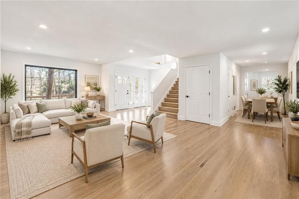 5 bedroom, 5 bathroom, 2,797 sq ft single family residence for sale at 8975 Martin Road, Roswell, GA 30076 — photo 7
