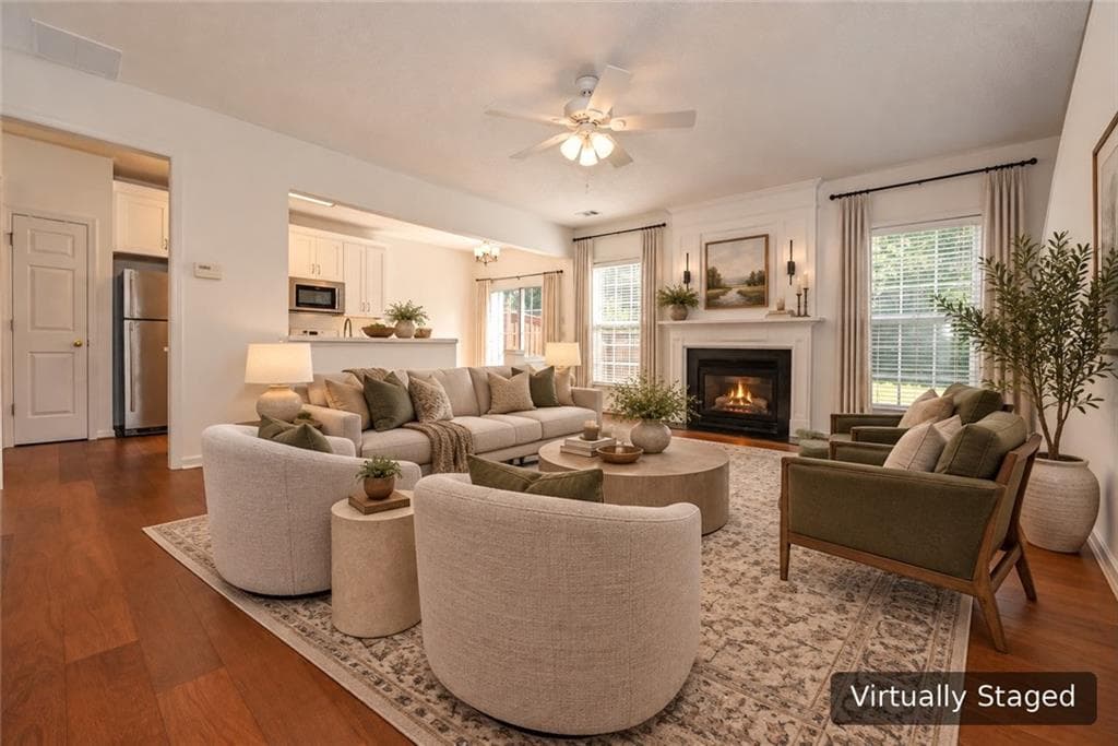 3 bedroom, 3 bathroom, 1,660 sq ft townhouse for sale at 5274 Medlock Corners Drive, Norcross, GA 30092 — photo 8