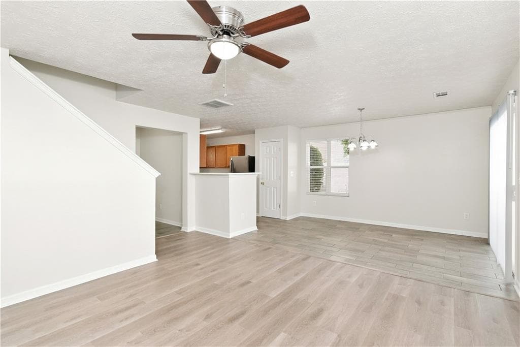 3 bedroom, 3 bathroom, 1,725 sq ft single family residence for sale at 3676 Roseman Landing, Cumming, GA 30040 — photo 5