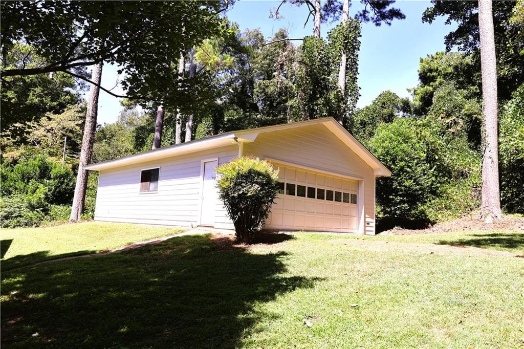 3 bedroom, 2 bathroom, 2,011 sq ft single family residence for rent at 3810 Beya Way, Doraville, GA 30340 for $2,695 a month — photo 3