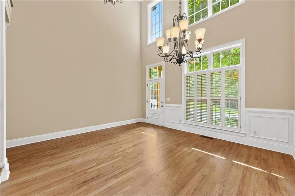 3 bedroom, 4 bathroom, 3,204 sq ft townhouse for sale at 10421 Park Walk Point, Johns Creek, GA 30022 — photo 6