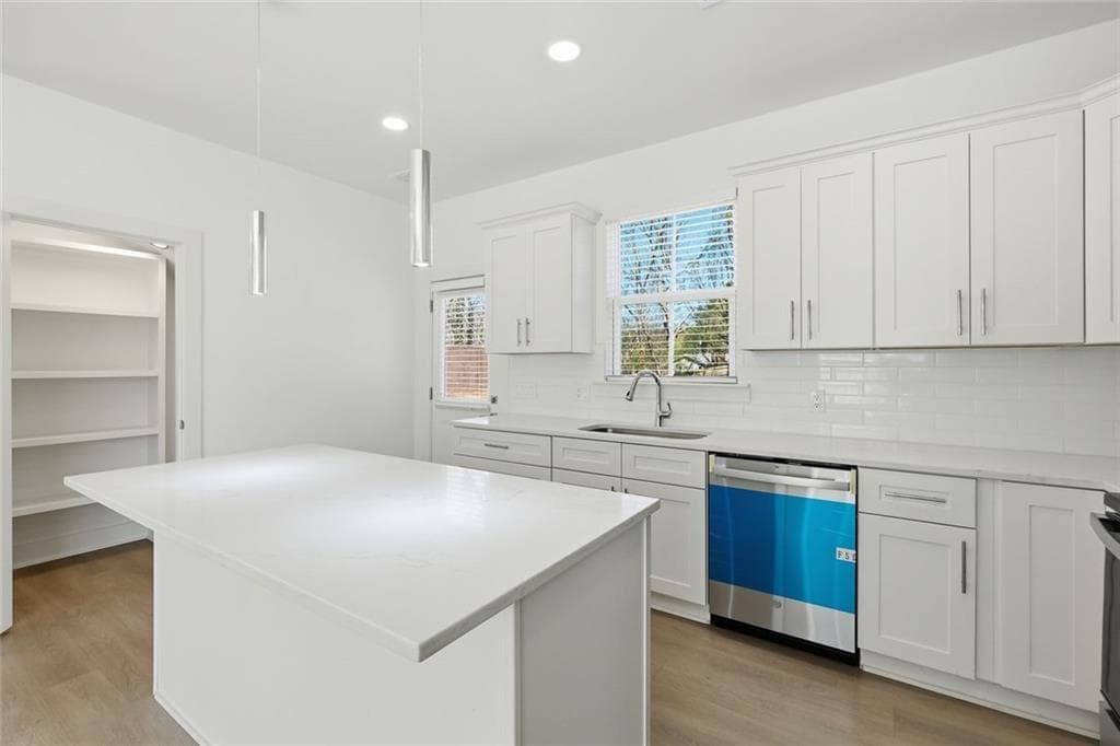 3 bedroom, 3 bathroom, 2,002 sq ft single family residence for sale at 350 Tidwell Circle, Alpharetta, GA 30004 — photo 10