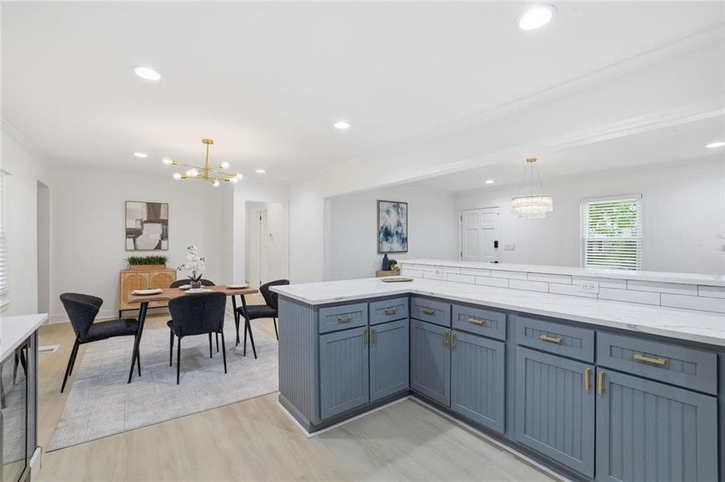 3 bedroom, 2 bathroom, 1,982 sq ft single family residence for sale at 501 Pineview Drive, Smyrna, GA 30082 — photo 8