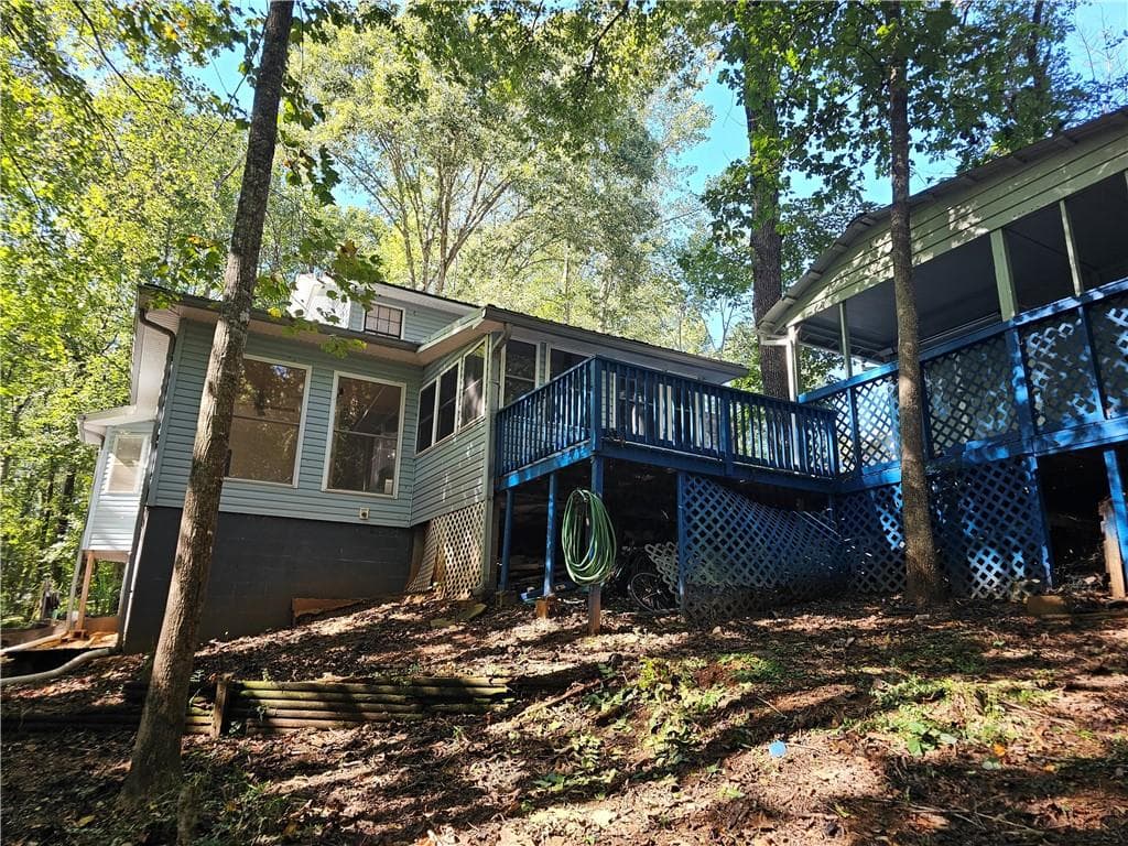 3 bedroom, 2 bathroom, 2,033 sq ft single family residence for sale at 290 Emerald Drive, Clarkesville, GA 30523 — photo 8
