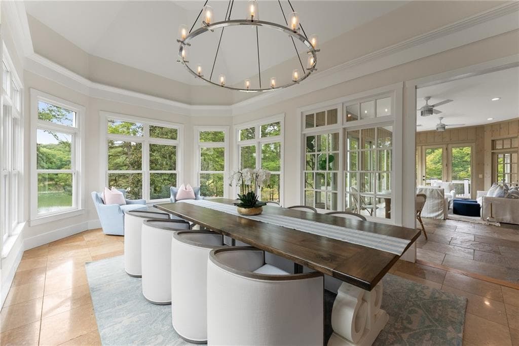 5 bedroom, 6 bathroom, 6,700 sq ft single family residence for sale at 8190 Bennett Lane, Gainesville, GA 30506 — photo 10