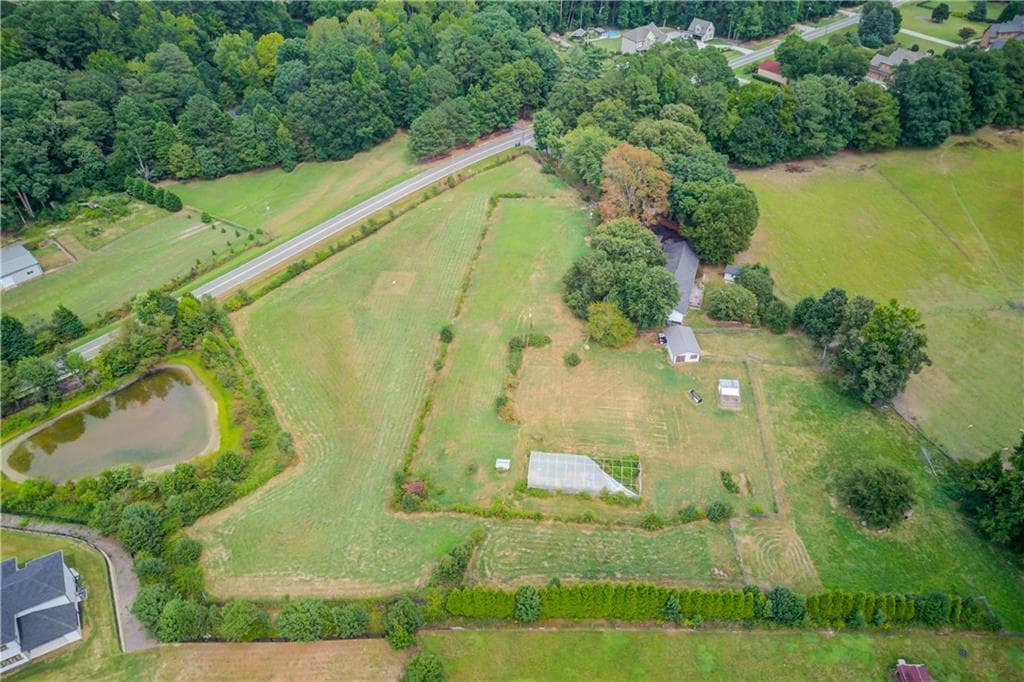 4 bedroom, 3 bathroom, 2,342 sq ft single family residence for sale at 2085 Jones Phillips Road, Dacula, GA 30019 — photo 10