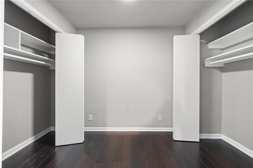 3 bedroom, 2 bathroom, 1,507 sq ft condominium for sale at 3060 Pharr Court North 114, Atlanta, GA 30305 — photo 9