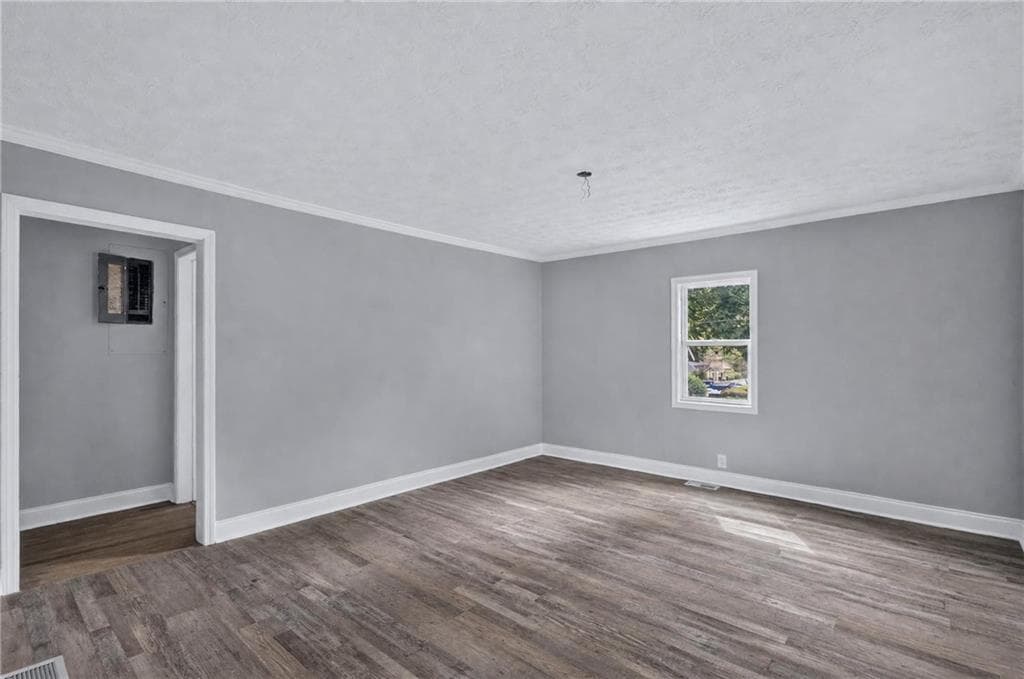3 bedroom, 2 bathroom, 960 sq ft single family residence for sale at 1672 Stanton Road, Atlanta, GA 30311 — photo 5