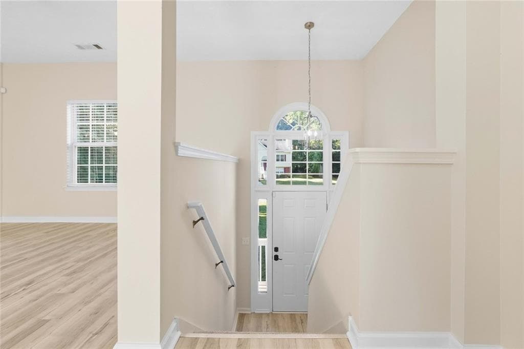 3 bedroom, 3 bathroom, 1,896 sq ft single family residence for sale at 3060 Harvest Circle, Fairburn, GA 30213 — photo 4