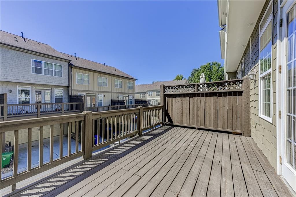 3 bedroom, 4 bathroom, 2,185 sq ft townhouse for rent at 1422 Briarhaven Trail, Atlanta, GA 30319 for $3,700 a month — photo 3