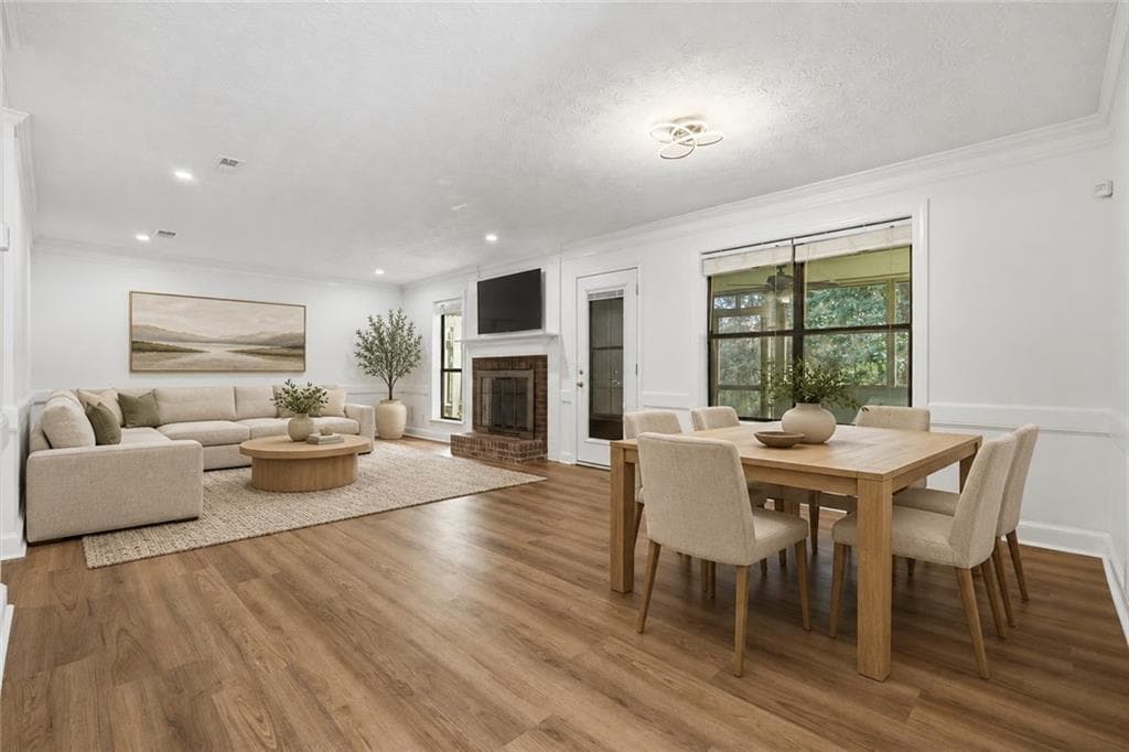 3 bedroom, 2 bathroom, 1,288 sq ft single family residence for sale at 129 Sandalwood Circle, Lawrenceville, GA 30046 — photo 5