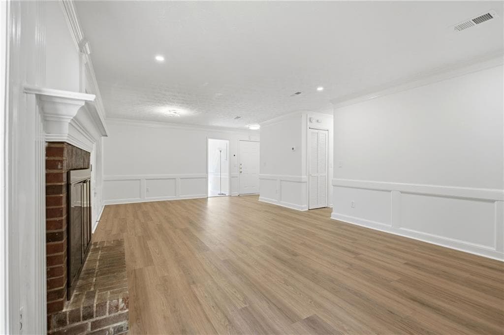 3 bedroom, 2 bathroom, 1,288 sq ft single family residence for sale at 129 Sandalwood Circle, Lawrenceville, GA 30046 — photo 6