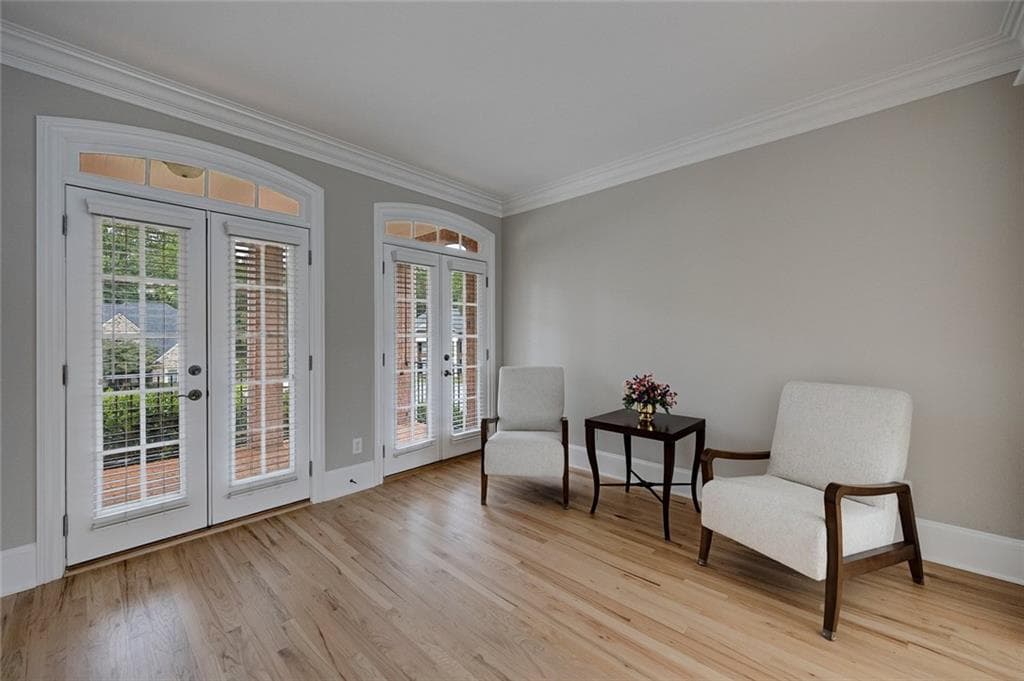 6 bedroom, 5 bathroom, 5,727 sq ft single family residence for sale at 3090 Creek Falls Way, Duluth, GA 30097 — photo 8