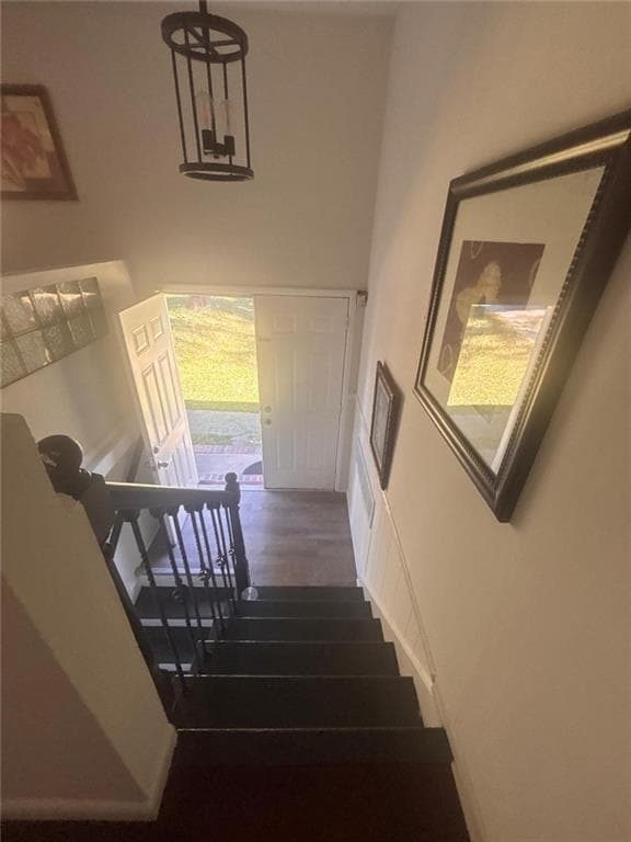 5 bedroom, 2 bathroom, 2,214 sq ft single family residence for sale at 4544 Cedar Ridge Trail, Stone Mountain, GA 30083 — photo 2