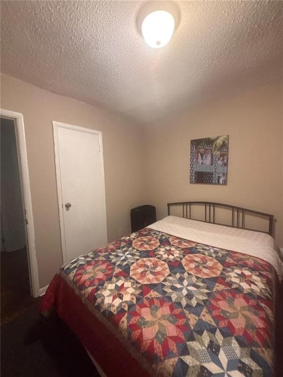 5 bedroom, 2 bathroom, 2,214 sq ft single family residence for sale at 4544 Cedar Ridge Trail, Stone Mountain, GA 30083 — photo 9
