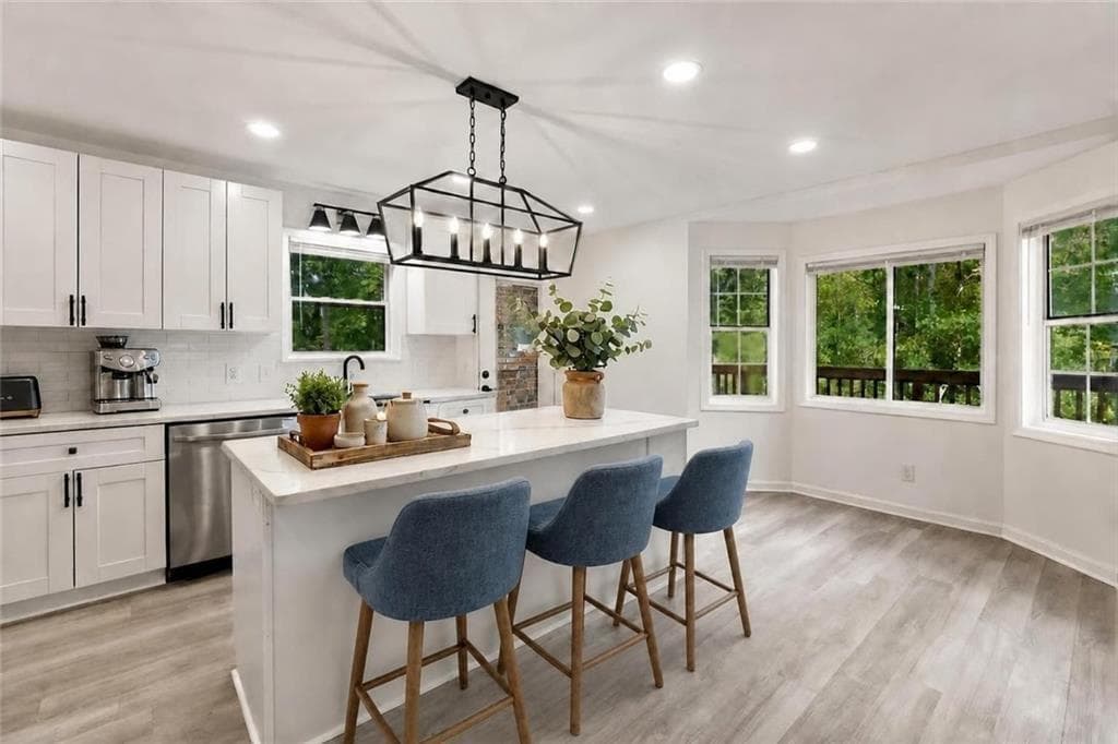 3 bedroom, 3 bathroom, 1,586 sq ft single family residence for sale at 707 Copper Trace Way, Woodstock, GA 30189 — photo 5