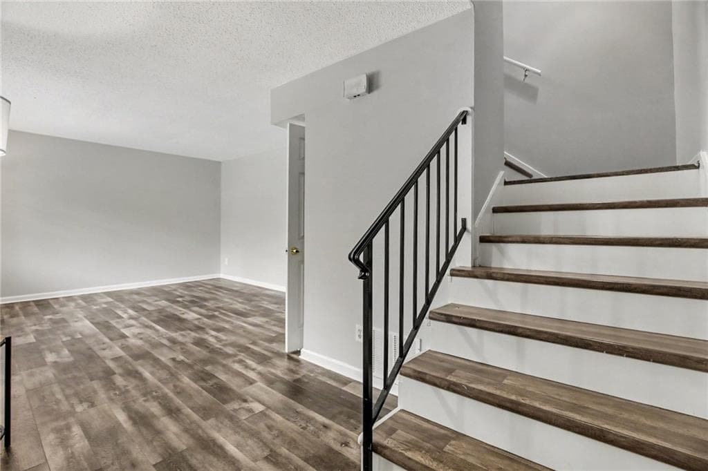 3 bedroom, 3 bathroom, 1,771 sq ft townhouse for sale at 4701 Flat Shoals Road 15D, Union City, GA 30291 — photo 6