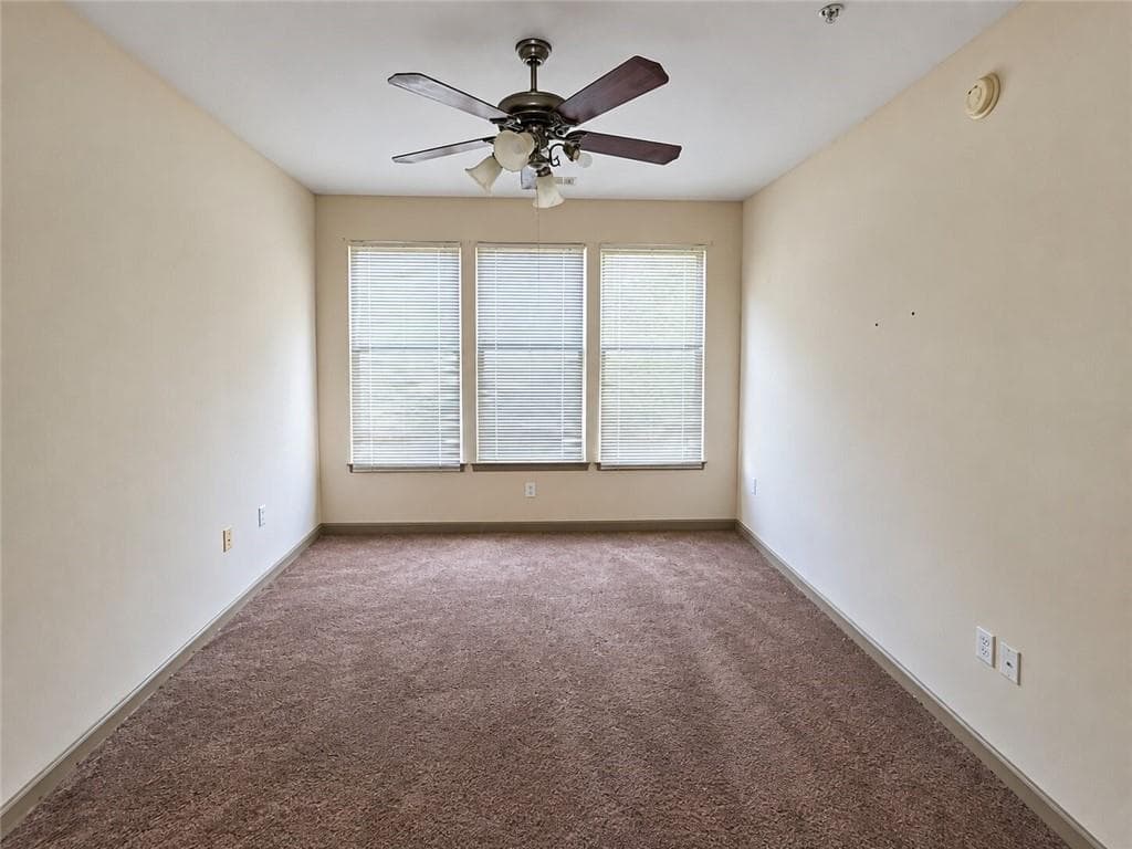 1 bedroom, 1 bathroom, 839 sq ft condominium for sale at 898 Oak Street 1311, Atlanta, GA 30310 — photo 9