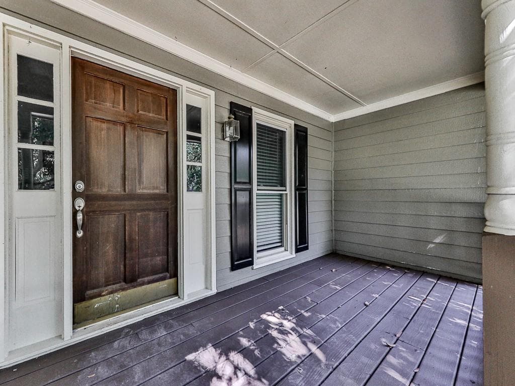 4 bedroom, 2 bathroom, 2,016 sq ft single family residence for sale at 4440 Whiteleaf Way, Canton, GA 30115 — photo 4