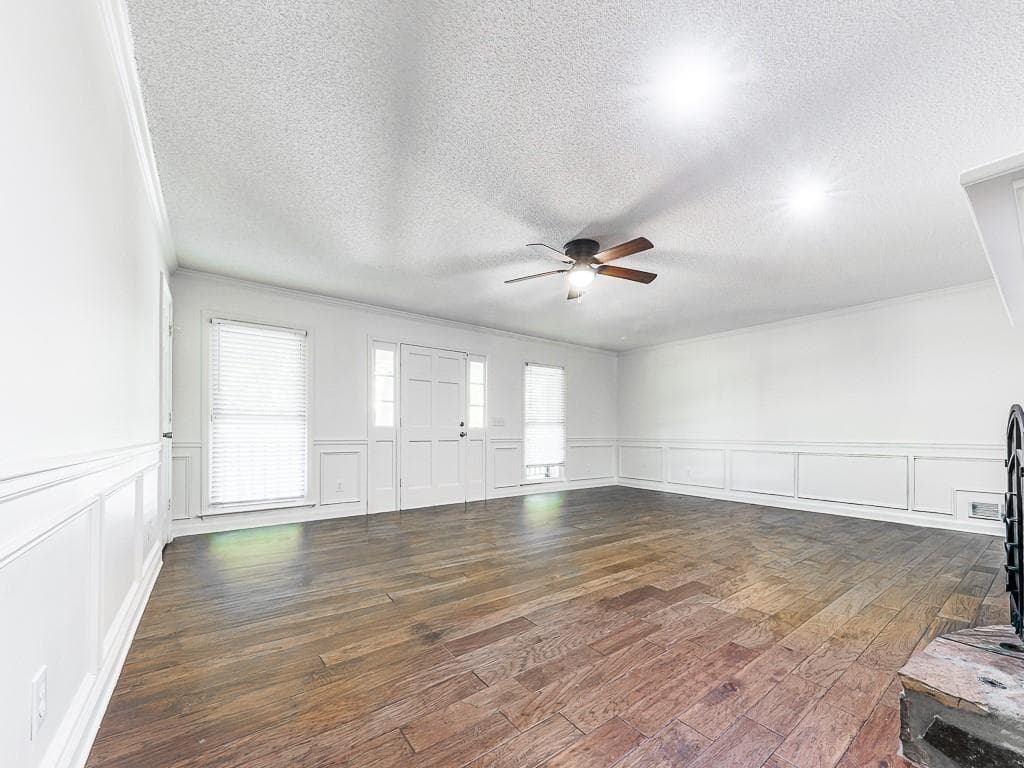 4 bedroom, 2 bathroom, 2,016 sq ft single family residence for sale at 4440 Whiteleaf Way, Canton, GA 30115 — photo 9