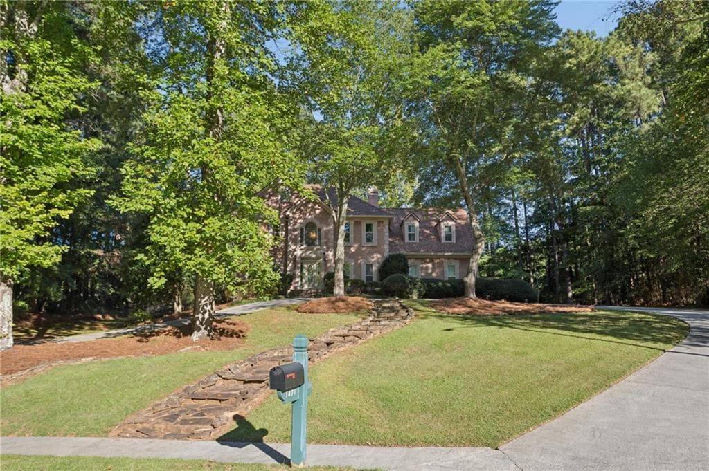 5 bedroom, 4 bathroom, 5,066 sq ft single family residence for sale at 1471 Mahogany Chase, Acworth, GA 30101 — photo 3