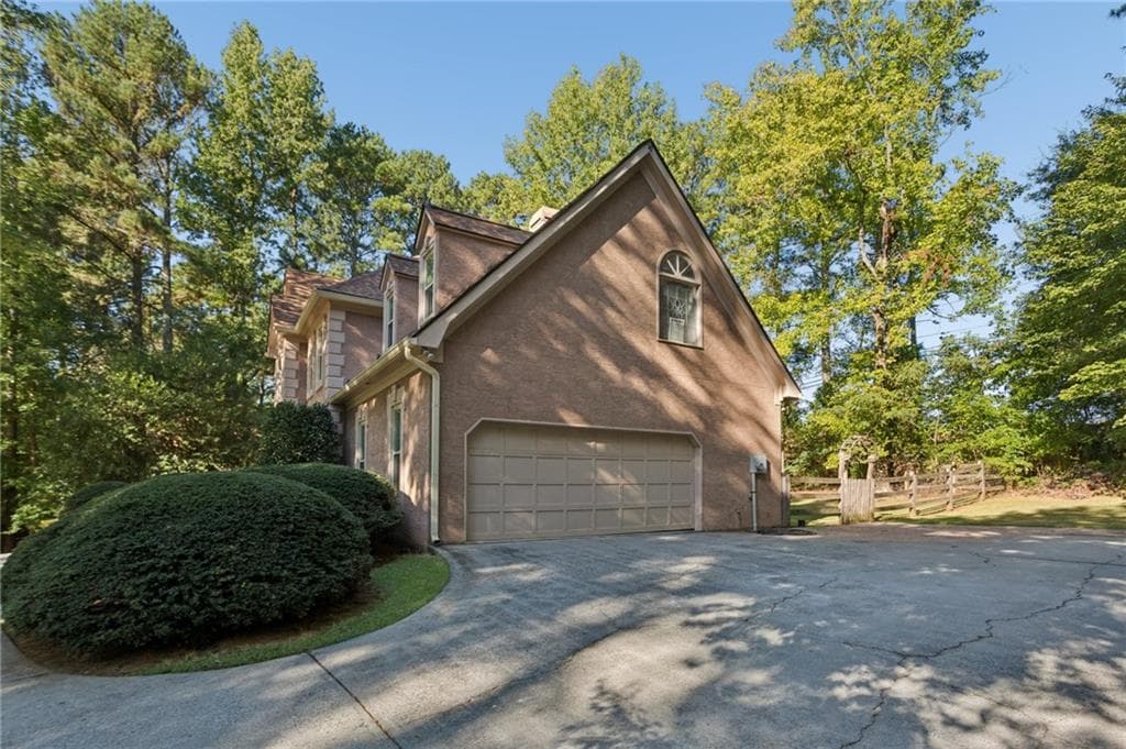 5 bedroom, 4 bathroom, 5,066 sq ft single family residence for sale at 1471 Mahogany Chase, Acworth, GA 30101 — photo 5