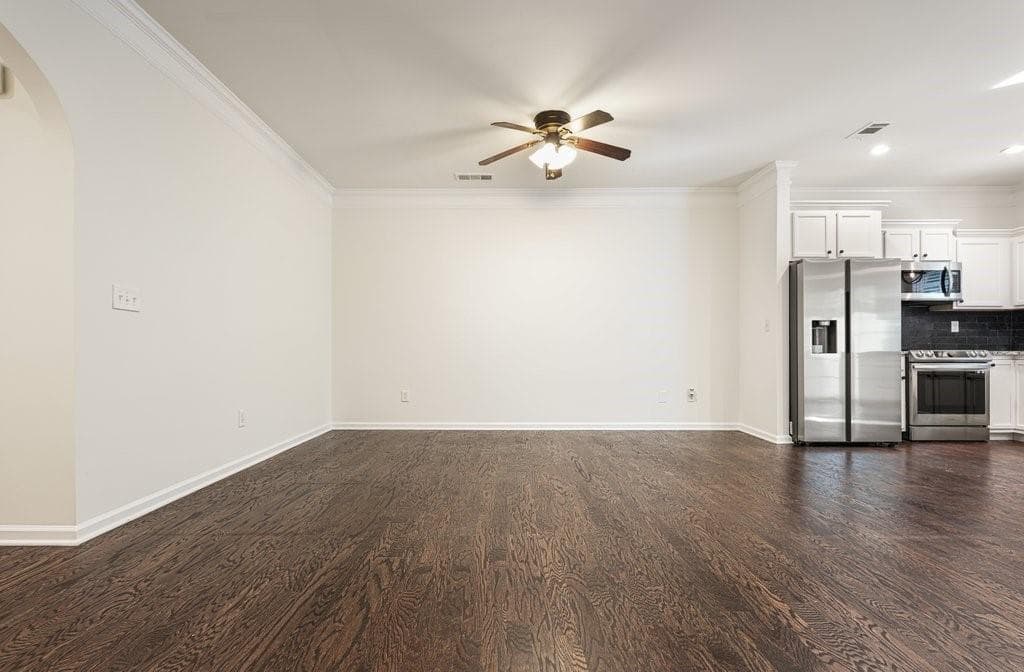 3 bedroom, 3 bathroom, 1,639 sq ft condominium for sale at 2401 Heritage Park Circle 14, Kennesaw, GA 30144 — photo 8