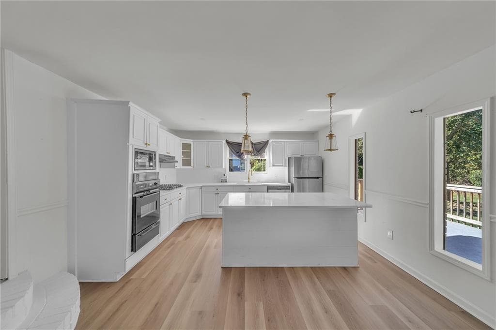 4 bedroom, 2 bathroom, 1,850 sq ft single family residence for sale at 6345 Connell Road, Atlanta, GA 30349 — photo 7