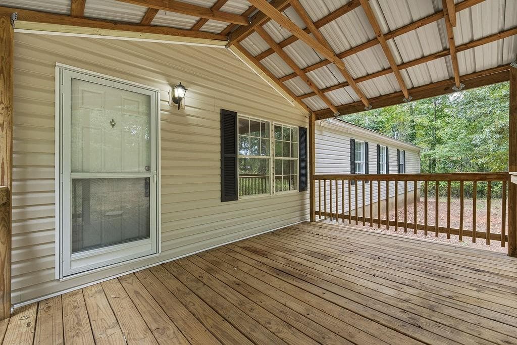 4 bedroom, 2 bathroom, 1,924 sq ft single family residence for sale at 320 Old Mill Lane, Waleska, GA 30183 — photo 2