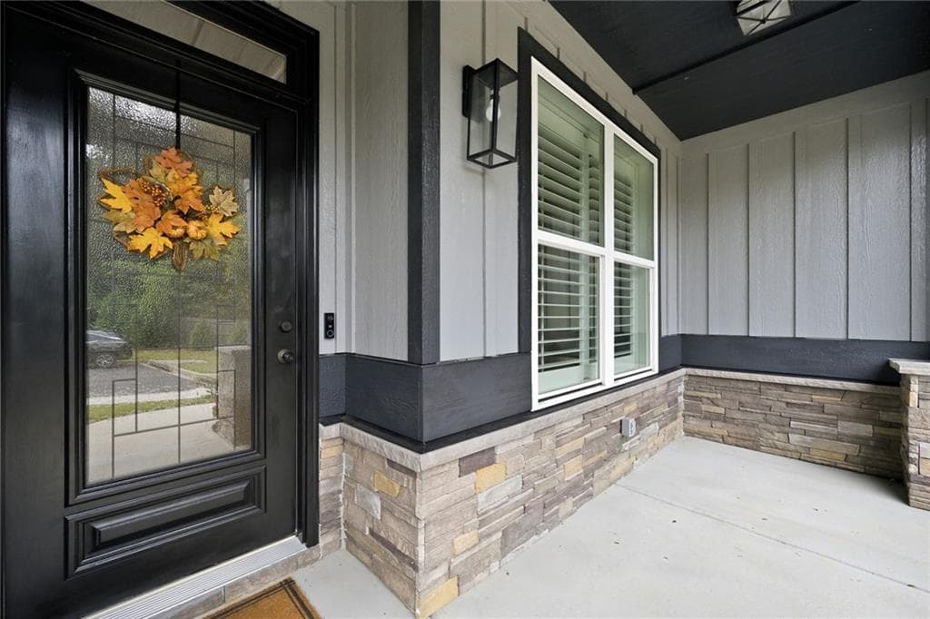 4 bedroom, 3 bathroom, 2,956 sq ft single family residence for sale at 2710 Sandy Irwin Court, Marietta, GA 30064 — photo 3