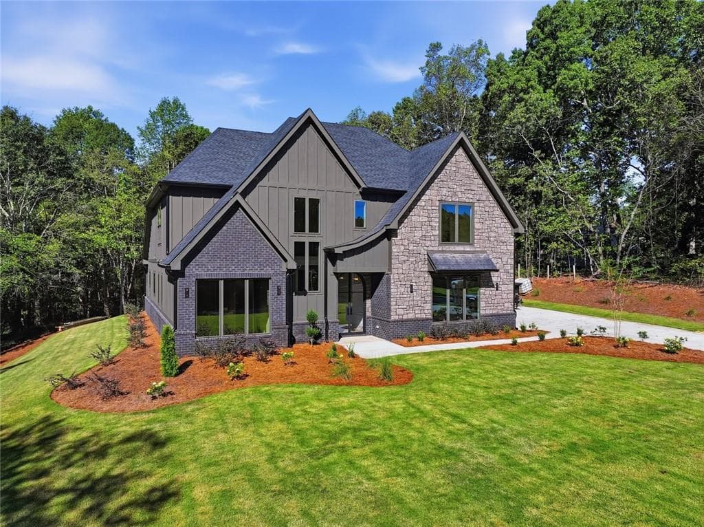 4 bedroom, 4 bathroom, 3,567 sq ft single family residence for sale at 4468 Green Hill Rd, Gainesville, GA 30506 — photo 3