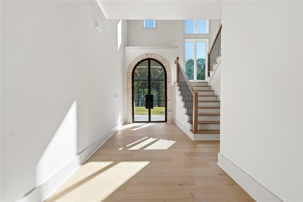 4 bedroom, 4 bathroom, 3,567 sq ft single family residence for sale at 4468 Green Hill Rd, Gainesville, GA 30506 — photo 6