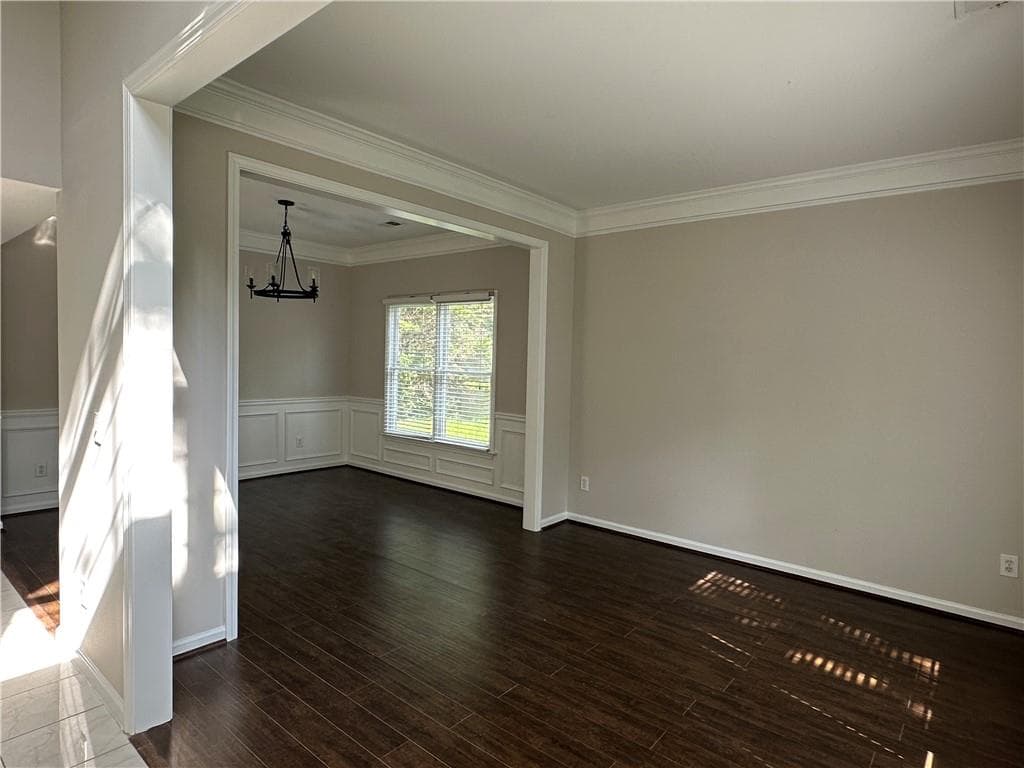 4 bedroom, 3 bathroom, 2,427 sq ft single family residence for rent at 205 Foe Creek Court, Roswell, GA 30076 for $3,150 a month — photo 5