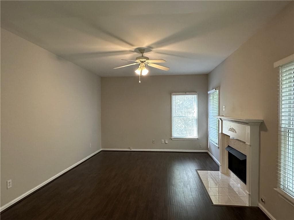 4 bedroom, 3 bathroom, 2,427 sq ft single family residence for rent at 205 Foe Creek Court, Roswell, GA 30076 for $3,150 a month — photo 9