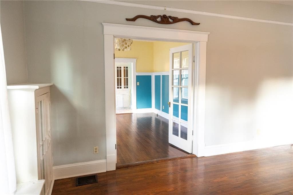 3 bedroom, 1 bathroom, 1,614 sq ft single family residence for sale at 1396 Graham Street, Atlanta, GA 30310 — photo 7