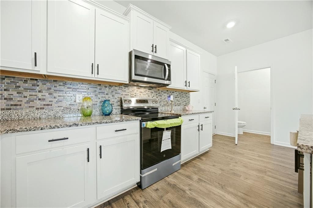 3 bedroom, 3 bathroom, 1,818 sq ft townhouse for sale at 810 Elgin Trail, Lawrenceville, GA 30045 — photo 8