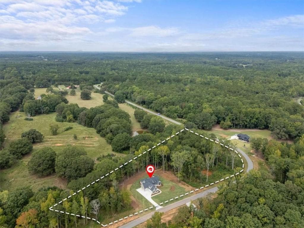 4 bedroom, 4 bathroom, 2,375 sq ft single family residence for sale at 467 Lake Varner Drive, Covington, GA 30014 — photo 3