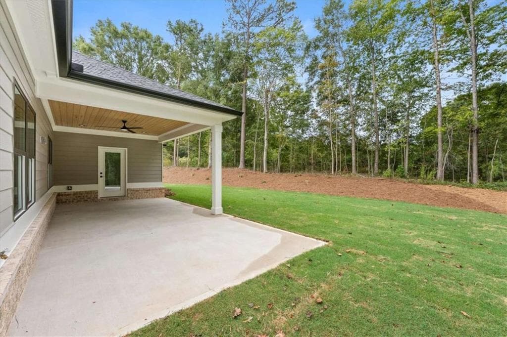 4 bedroom, 4 bathroom, 2,375 sq ft single family residence for sale at 467 Lake Varner Drive, Covington, GA 30014 — photo 9