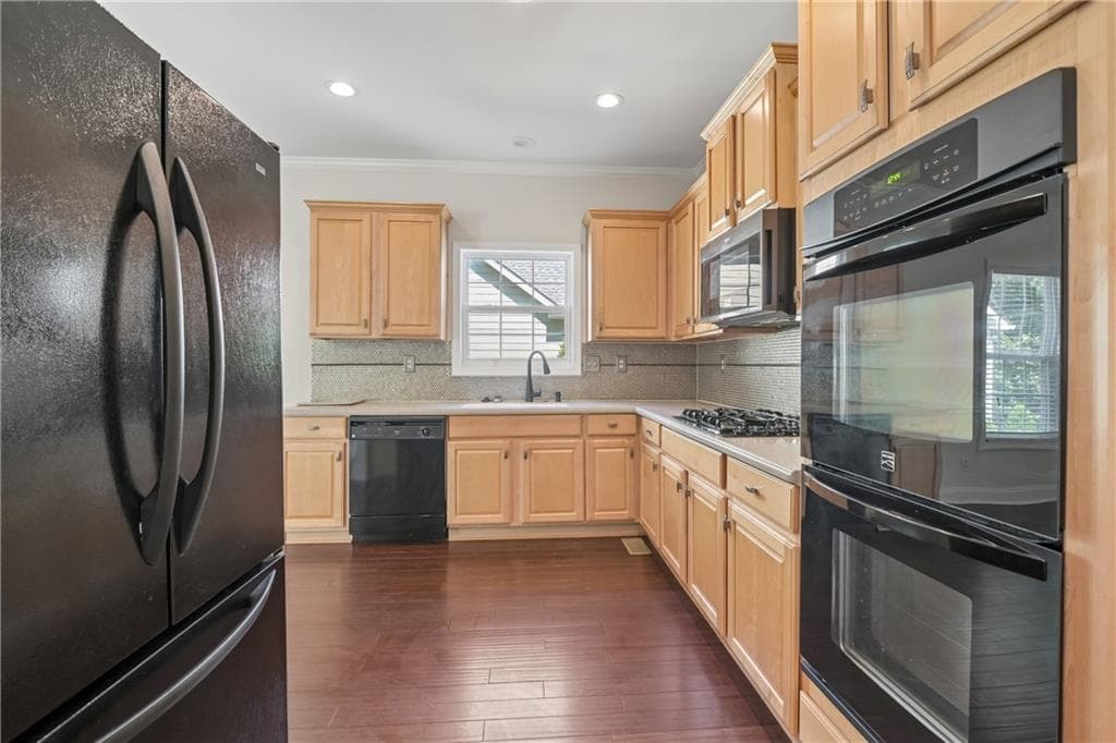 5 bedroom, 4 bathroom, 4,892 sq ft single family residence for sale at 4564 Austin Hills Drive, Suwanee, GA 30024 — photo 2
