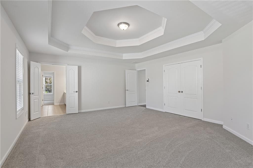5 bedroom, 4 bathroom, 4,892 sq ft single family residence for sale at 4564 Austin Hills Drive, Suwanee, GA 30024 — photo 4