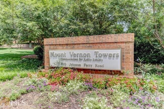 1 bedroom, 1 bathroom, 760 sq ft condominium for sale at 300 Johnson Ferry Road A112, Sandy Springs, GA 30328