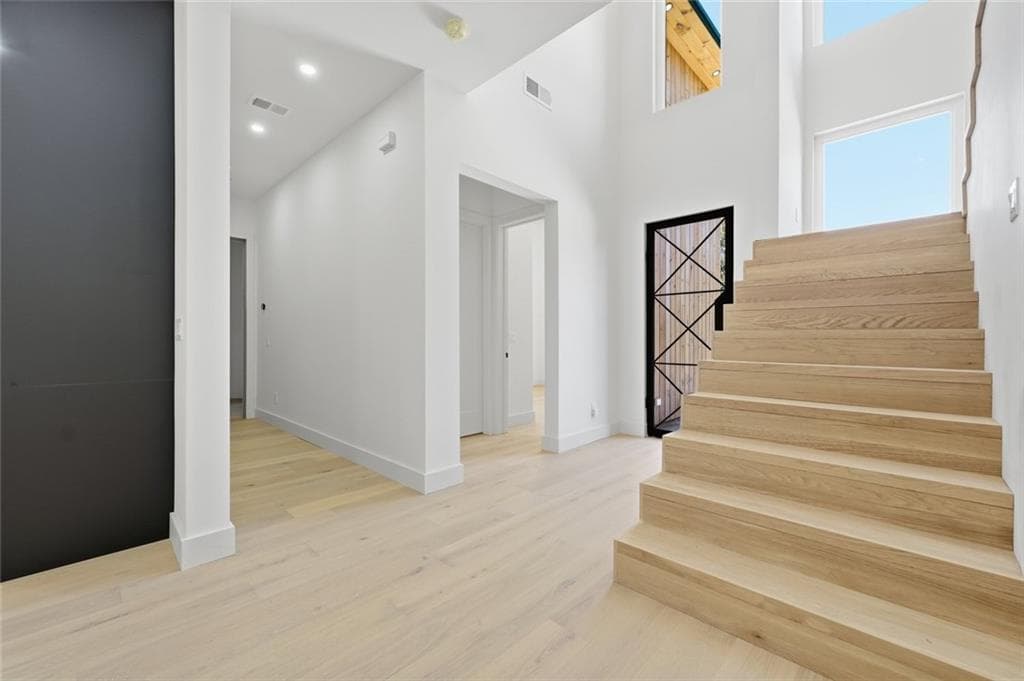 4 bedroom, 5 bathroom, 3,359 sq ft single family residence for sale at 3471 Clarks Bridge Road, Gainesville, GA 30506 — photo 8