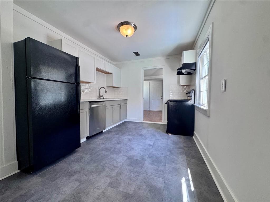 3 bedroom, 2 bathroom, 1,023 sq ft single family residence for rent at 2577 Eastwood Drive, Decatur, GA 30032 for $1,850 a month — photo 7