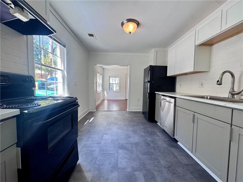 3 bedroom, 2 bathroom, 1,023 sq ft single family residence for rent at 2577 Eastwood Drive, Decatur, GA 30032 for $1,850 a month — photo 8
