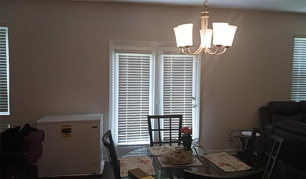 4 bedroom, 3 bathroom, 2,232 sq ft single family residence for sale at 1033 Eldon Lane, Fairburn, GA 30213 — photo 8