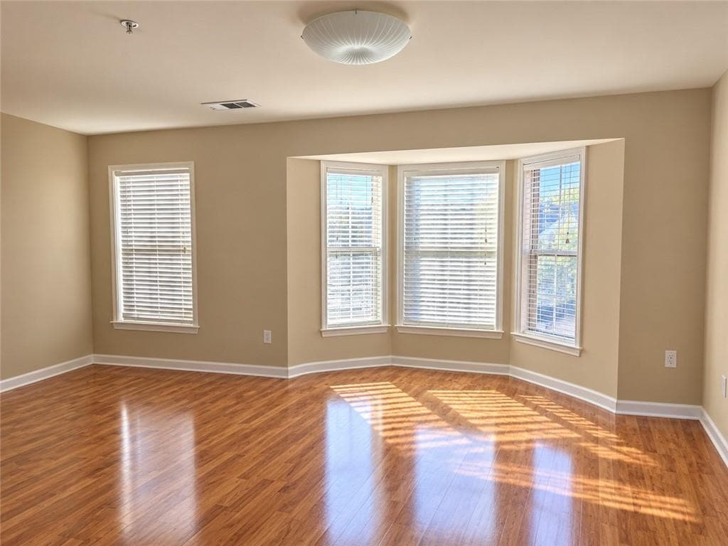 3 bedroom, 3 bathroom, 1,864 sq ft townhouse for sale at 1812 Dunrobin Drive 35, Smyrna, GA 30082 — photo 9