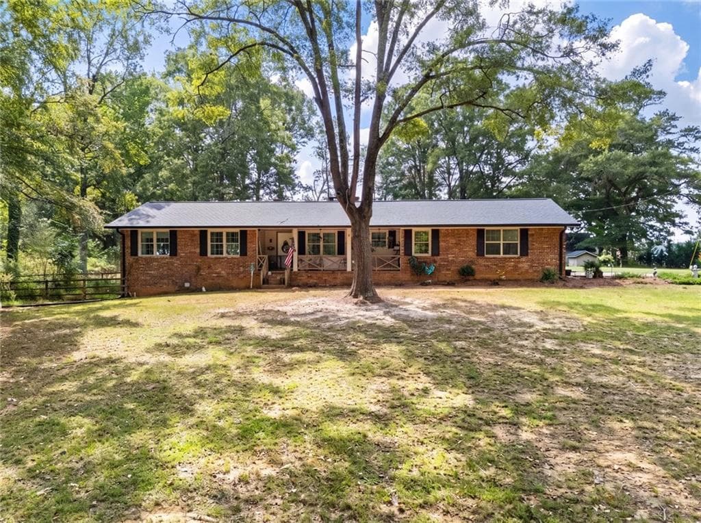 4 bedroom, 2 bathroom, 2,262 sq ft single family residence for sale at 18 David Road, Cartersville, GA 30121